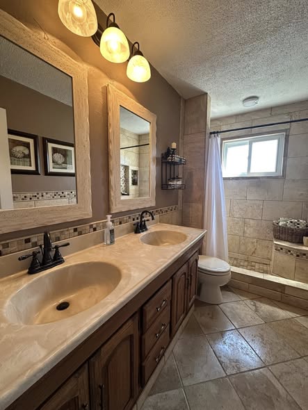 Clean sparkling bathroom in Whippany NJ home during professional house cleaning service